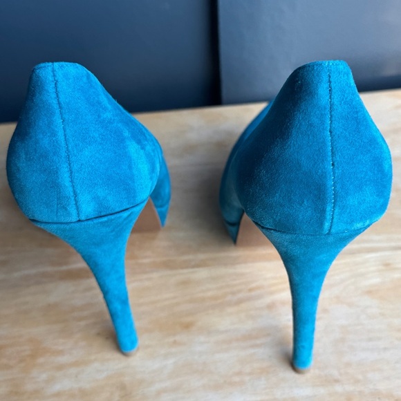 Steve Madden Teal Suede Heels - Picture 4 of 12